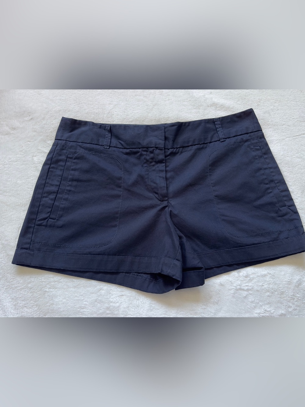 LOFT Ann Taylor Black Tailored Shorts Cuffed Hem Size 4